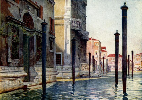  Grand Canal, Venice T shirts